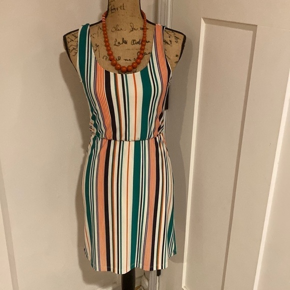 Hello Miss Dress Size Small - Picture 1 of 7